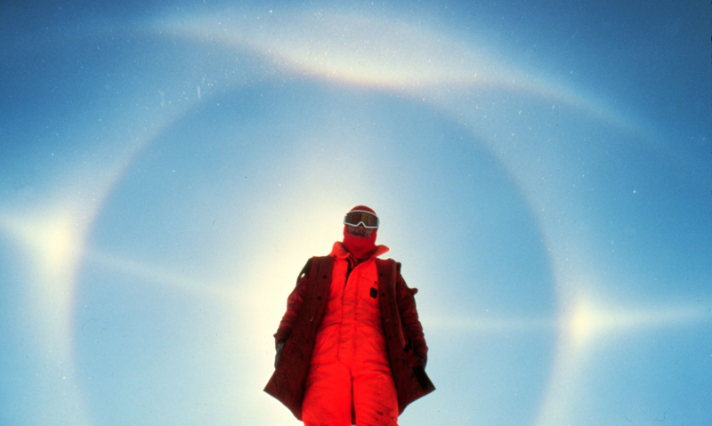 Illustration for article titled These Otherworldly Halos Turn Our Sun Into The Eye Of Sauron